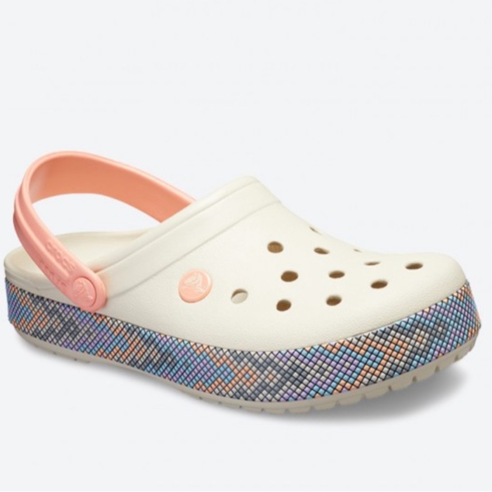 CROCBAND Gallery Clog Oyster Comfort Slip-On’s Size: Women’s:(8)…Men(6)
